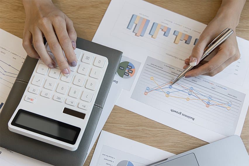 What Is an Expense Account? Definition, Types & Tips image