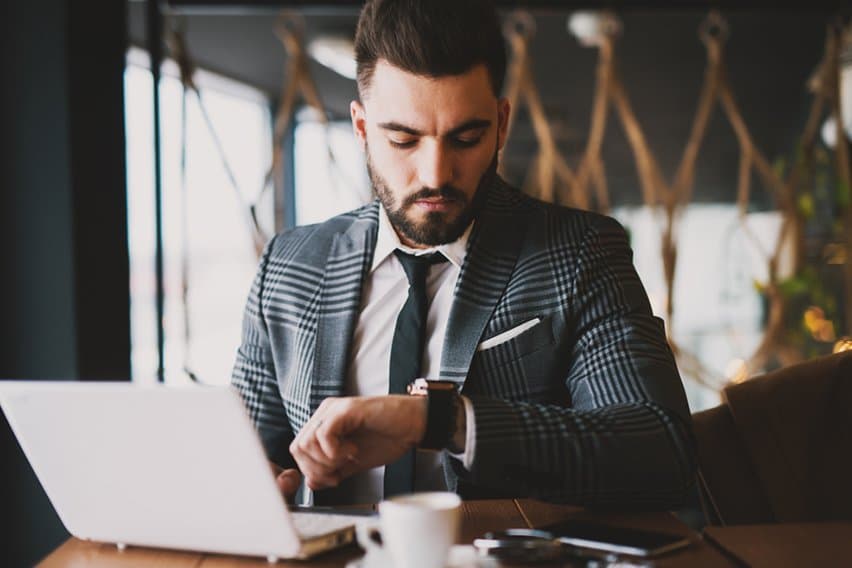 How to Work 16 Hours a Day: 4 Tips image