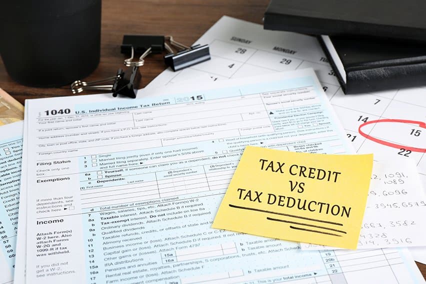 Tax Credit Vs Tax Deduction: What’s the Difference? image
