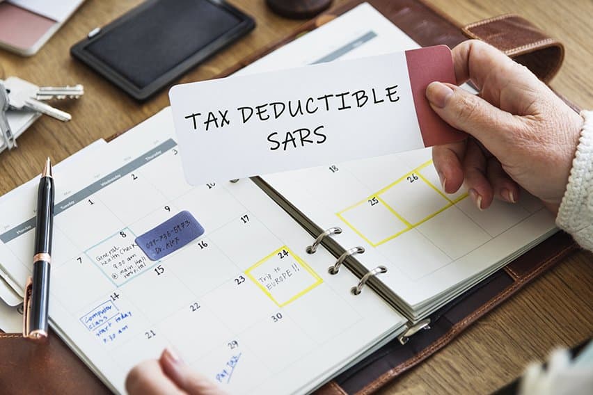 Tax-Deductible Expenses For Business: The Complete Guide image
