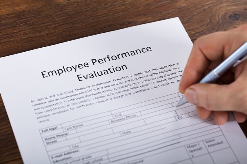 5 Best Ways for Tracking Employee Performance image