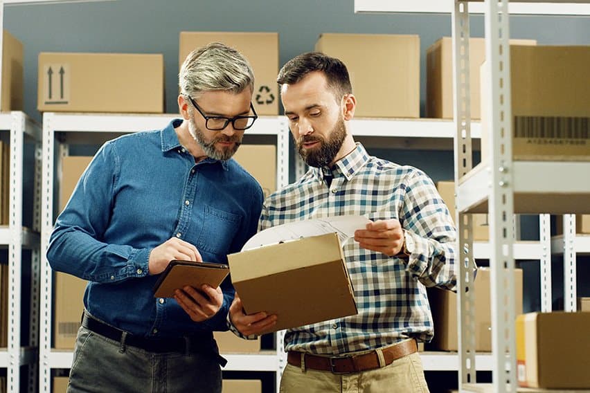 Do You Send an Invoice Before or After Payment? Invoice Timing Explained image