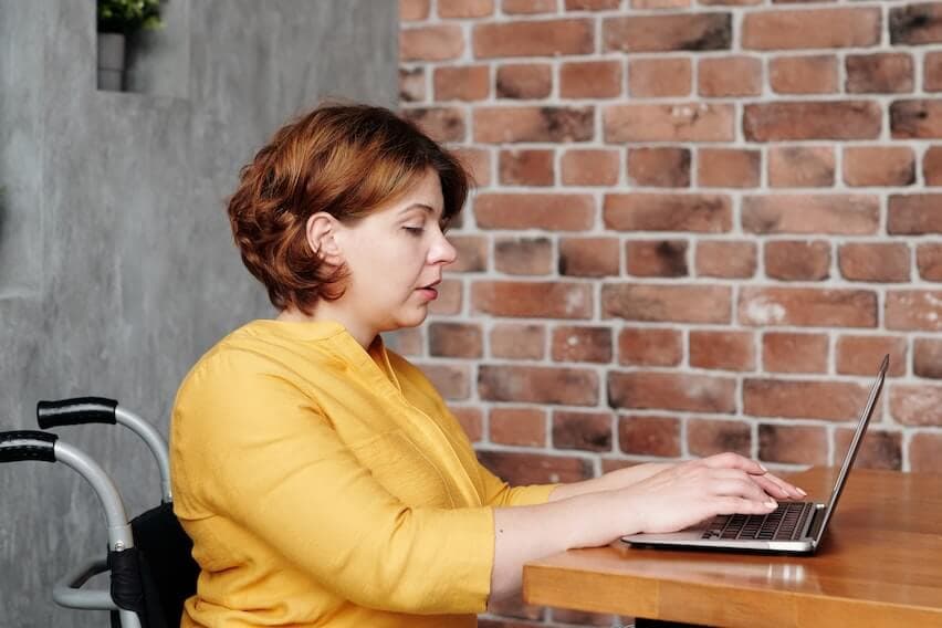 Advice From a Freelance Writer: “It’s Not You. It’s Your Accounting Solution” image