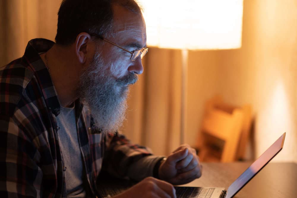 10 Advanced Invoicing Tips to Get Paid Even Faster image