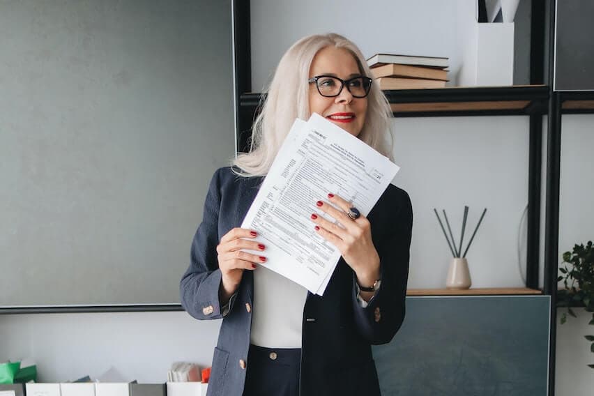 2 Major Reasons You Don’t Get Paid Faster—and 4 Easy Ways to Fix That