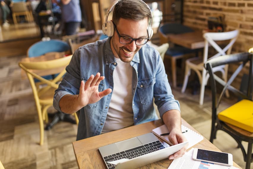 How to Find and Land Repeat Clients for Your Business