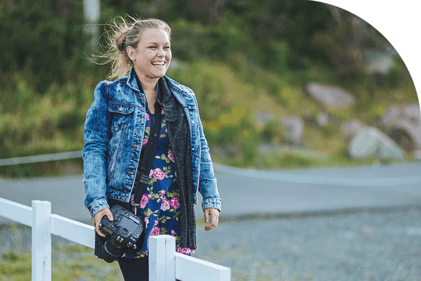 Meet Sandra-Lee, a Photographer, Who Learned Good Accounting Builds Great Client Relationships image