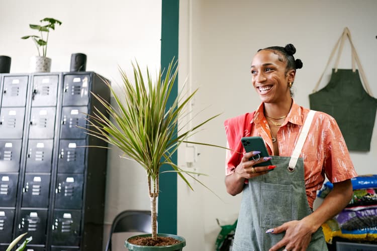 Without Employees 10 Business Ideas with No Employees: Why It's Better to Go Solo ...