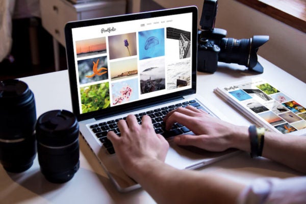 2020 Guide to Creating an Online Portfolio cover image