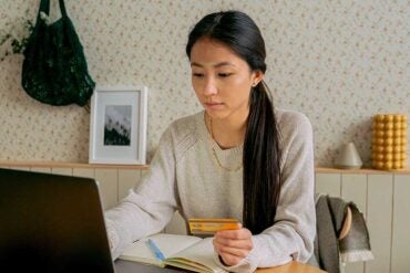 Starting a Business With Student Loan Debt: Is It Possible?