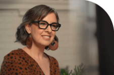 How Communications Expert Alexis Works With Her Accountant and FreshBooks cover image