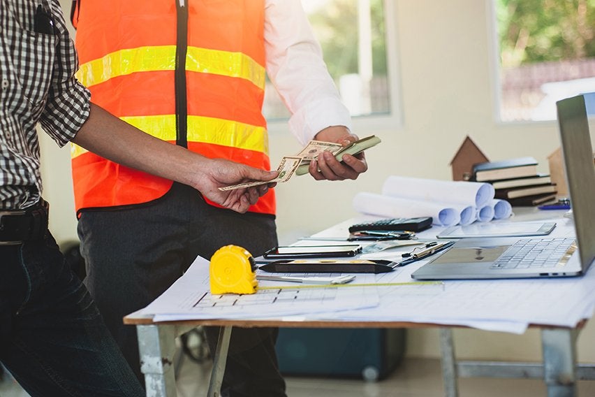 How to Pay Contractors: 4 Best Ways To Pay Independent Contractors