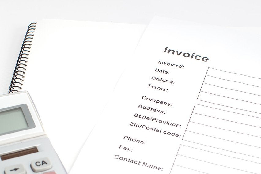 How to Invoice as a Contractor: Simple Guide to Invoicing with Mistakes to Avoid